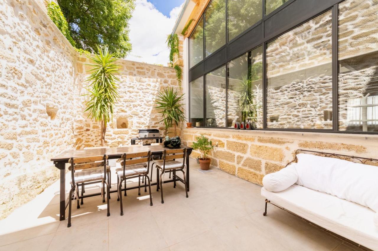 Saint-Siffret La Cour St Siffret- Uzes Bed & Breakfast エクステリア 写真