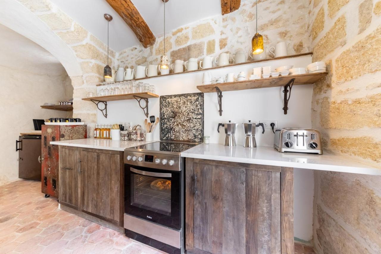 Saint-Siffret La Cour St Siffret- Uzes Bed & Breakfast エクステリア 写真